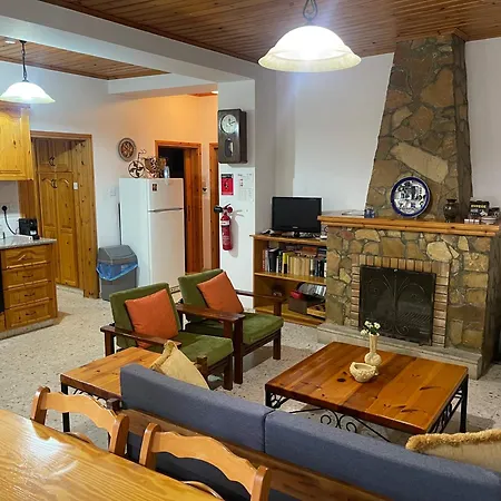 Village Ferienhaus Omodos