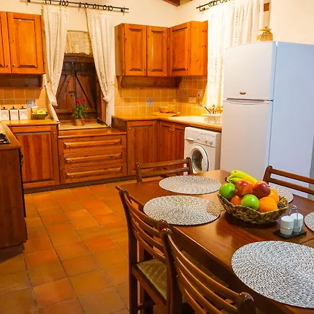 Omodos Village Houses * Omodos