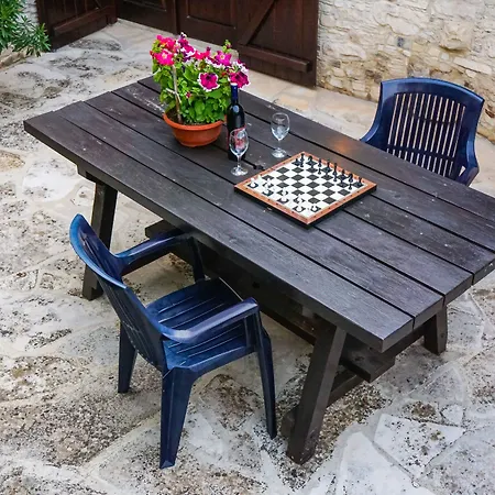 Village オモドス